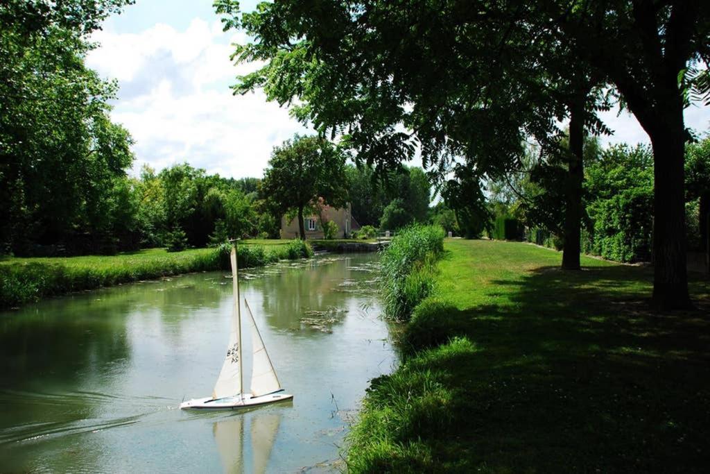 Petite Maison Au Bord Du Canal, 8' Zoo De Beauval, Pmr นอยเยส์-ซัวร์-แช ภายนอก รูปภาพ